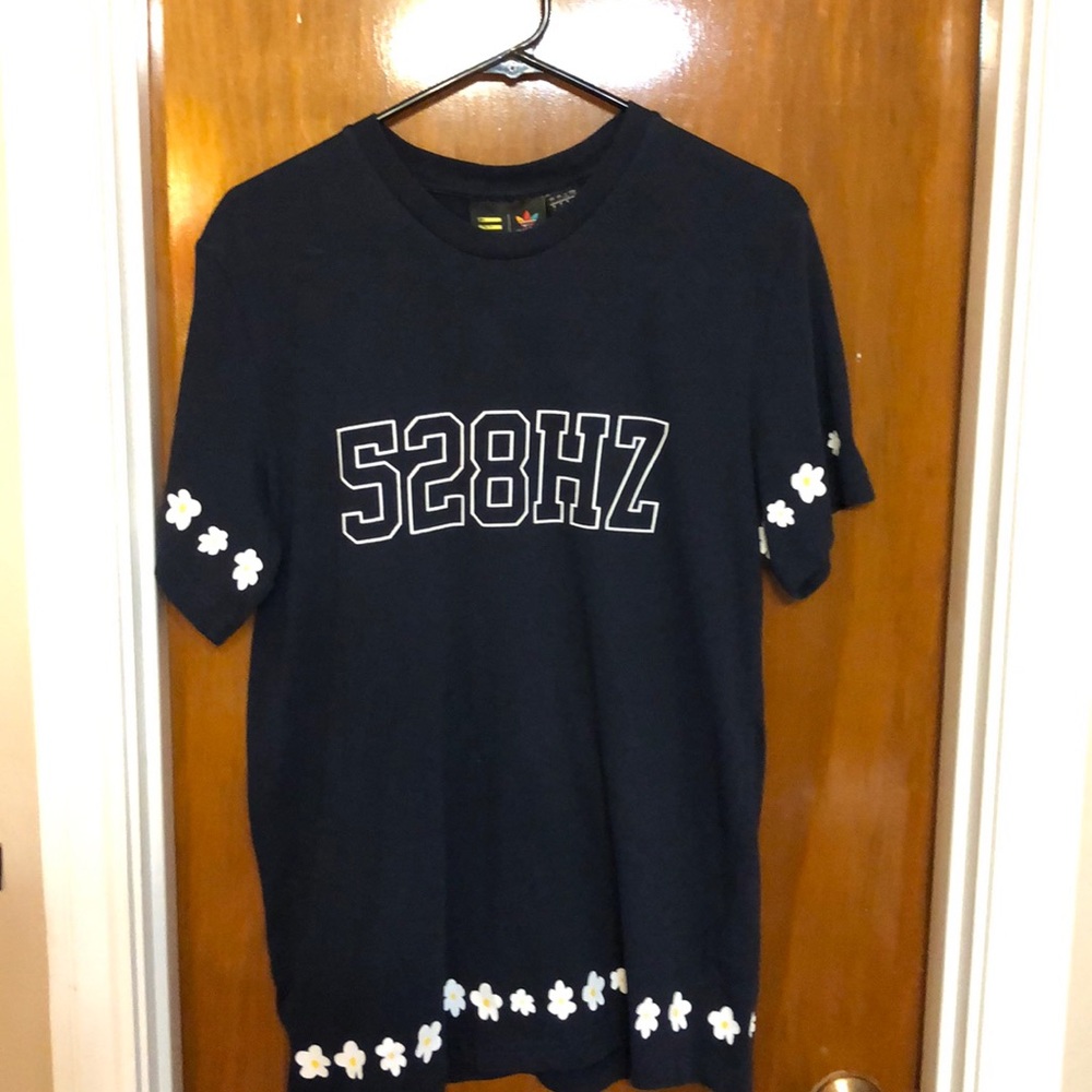 Adidas Pharrell Williams Flower T-Shirt